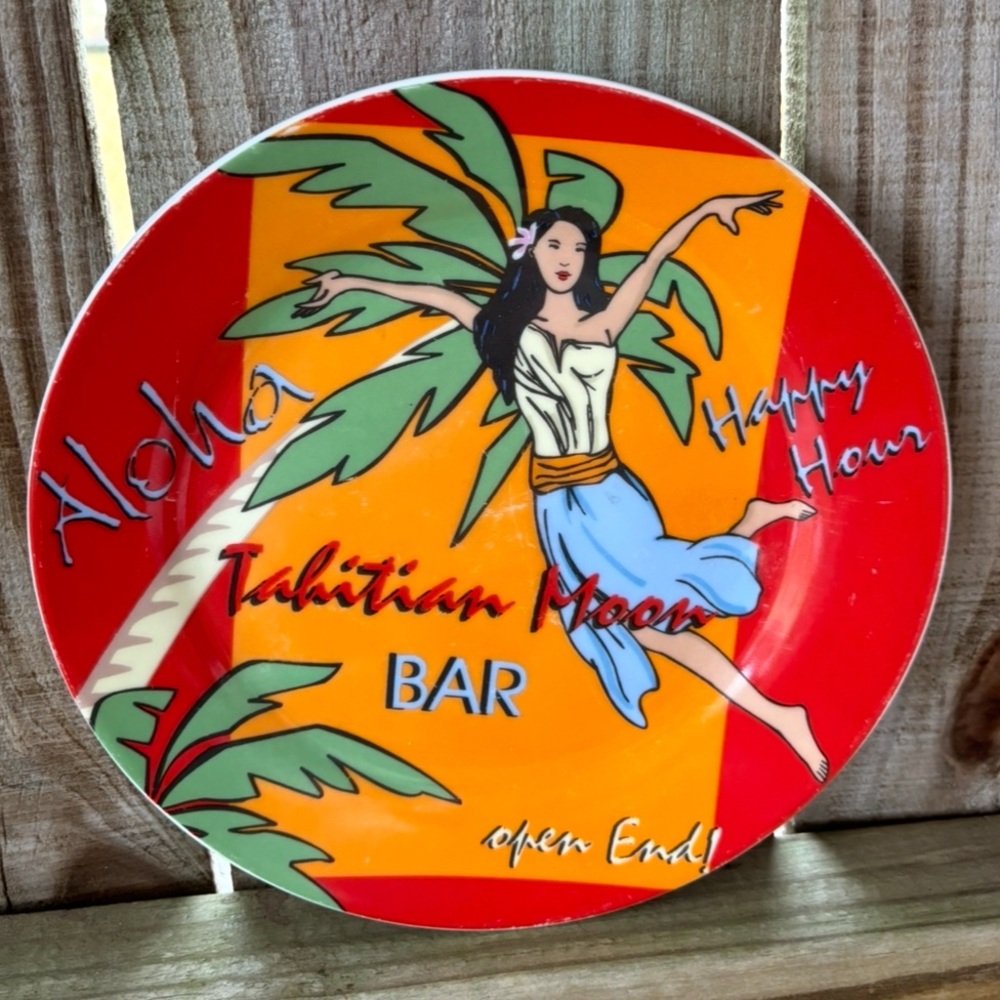 Tahitian Moon Bar Plate by I. Godinger & Company Size 7.5”